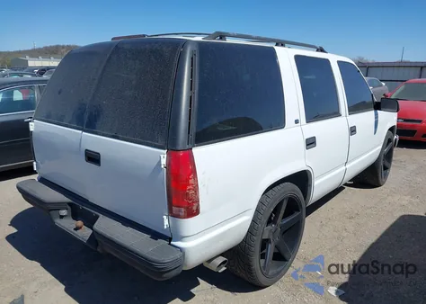 1999 Chevrolet Tahoe Lt z USA, uszkodzony, nr VIN 1GNEC13R3XJ415502